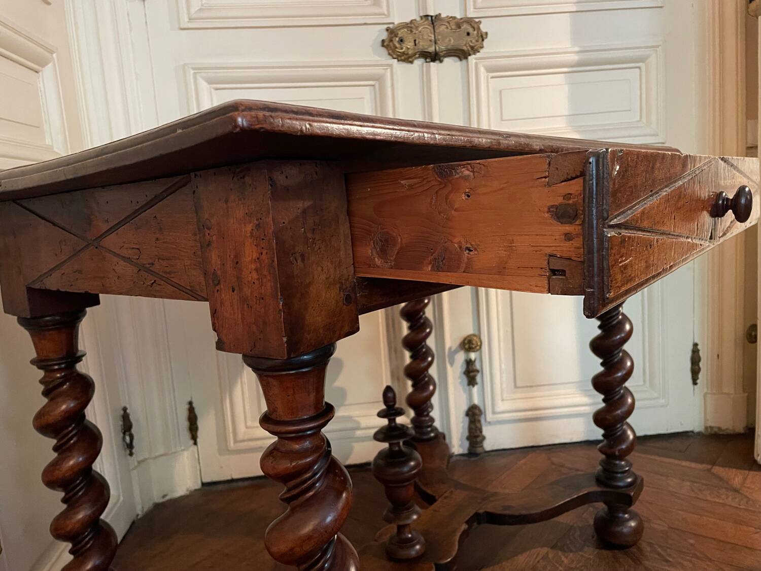 Table, Louis XIII desk