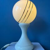 Lampe de table Space Age en verre opalin blanc