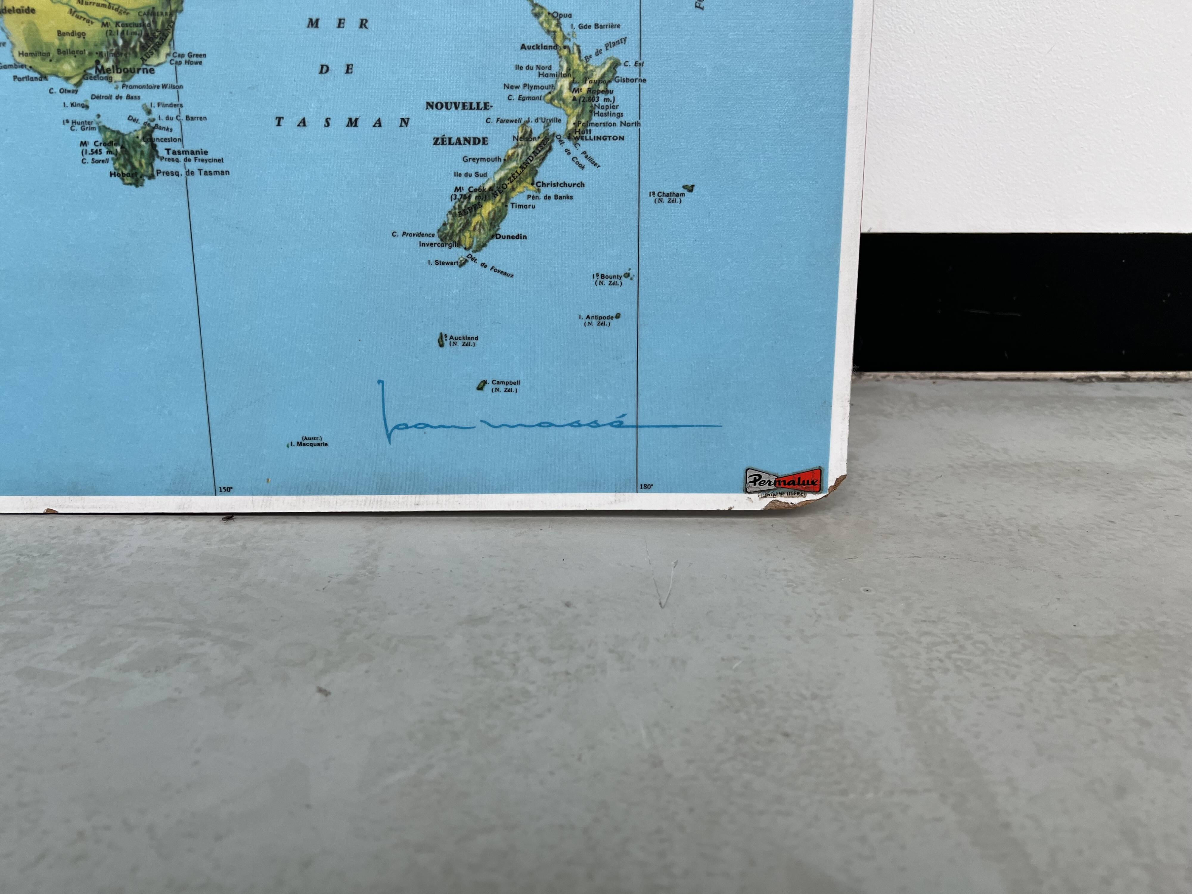 Former Air France planisphere published by Permalux