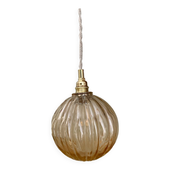 Suspension globe vintage en verre ambré rond