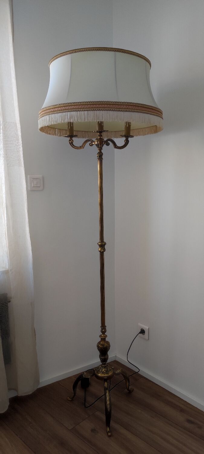 Louis XV hot water bottle floor lamp