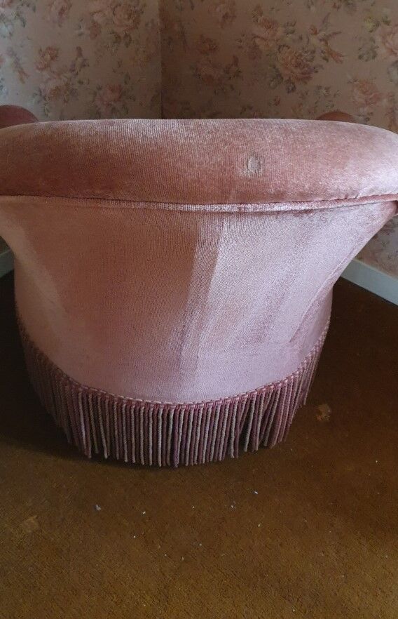 Fauteuil crapaud à franges