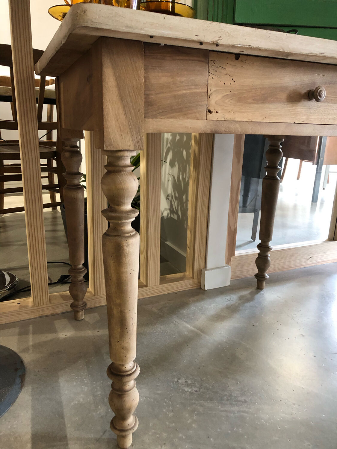 Table de toilette