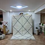 Mrirt 100% Wool Rug - Luxury and Comfort - Handmade 250x150 cm