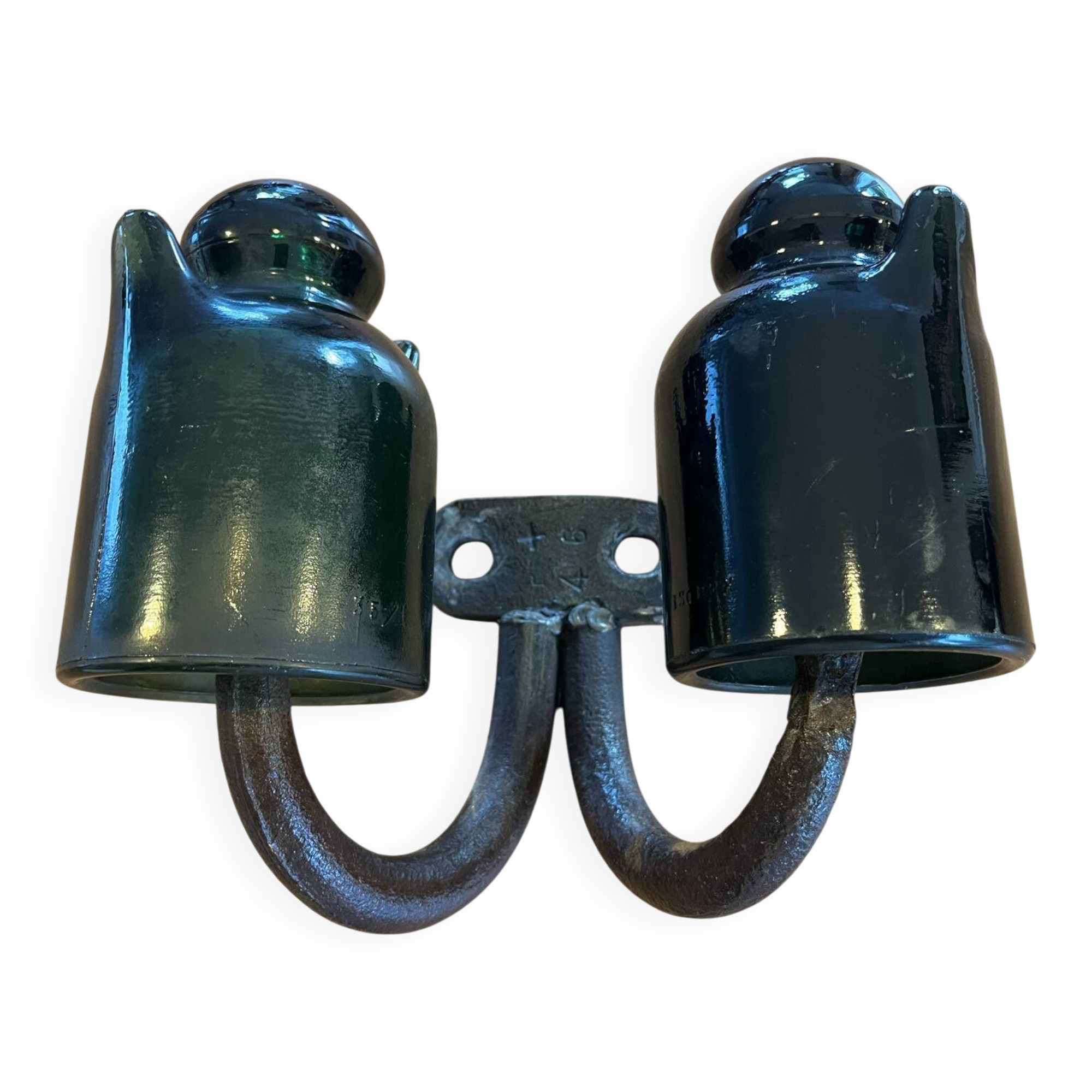 Coat rack flea market with EDF insulation