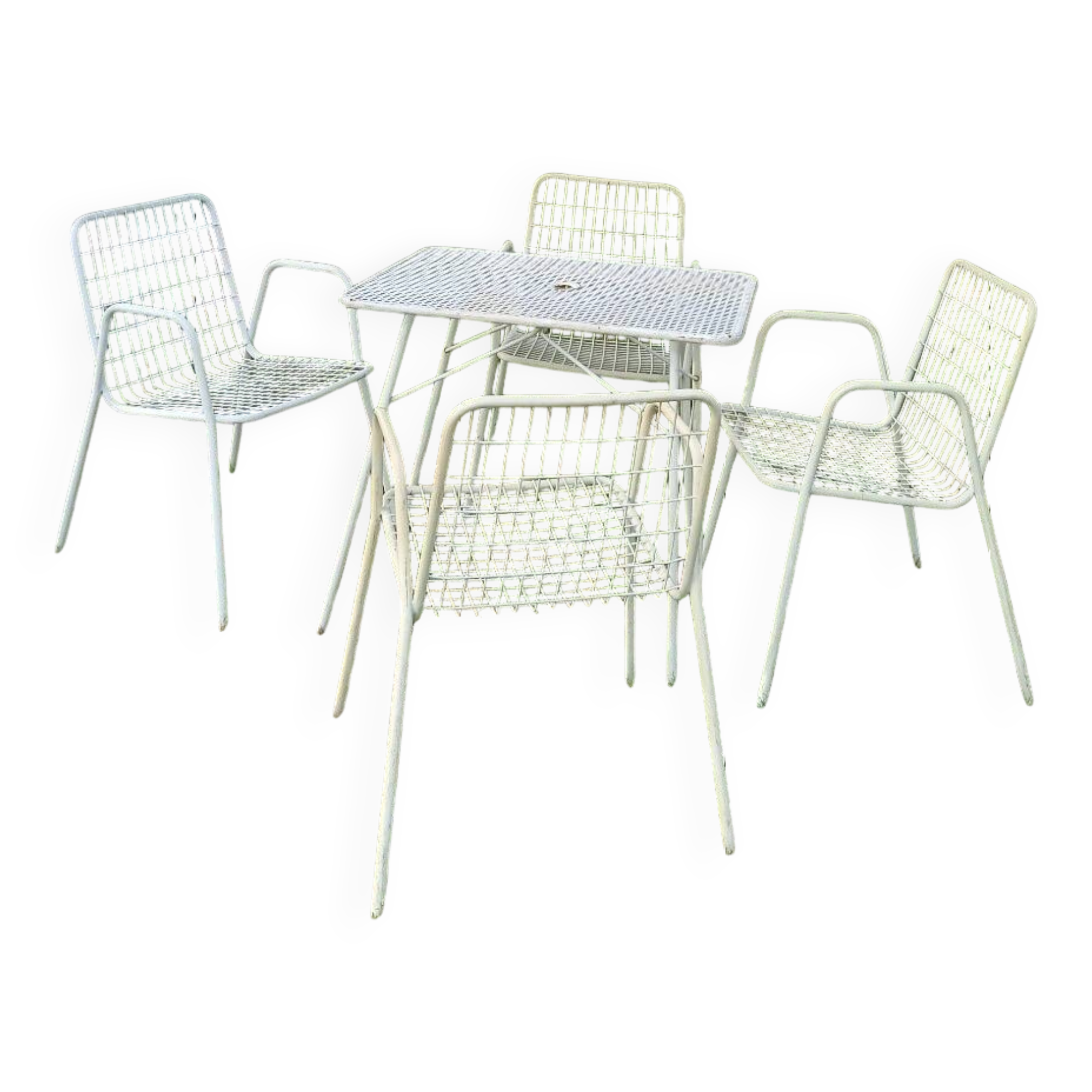 Ému Rio chairs and table