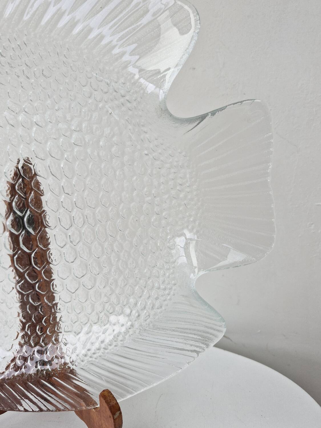 Large Transparent Glass Dish Fish Shape Arcoroc France 39 x 32.5 cm