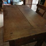 Table de ferme en merisier – xixe siècle