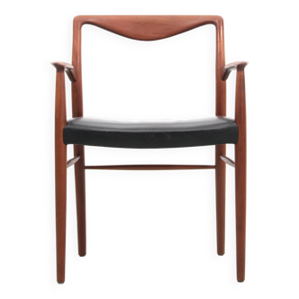 Fauteuil scandinave en teck et cuir