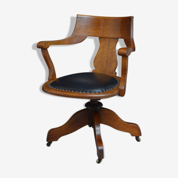 Turn oak office chair