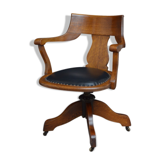 Turn oak office chair