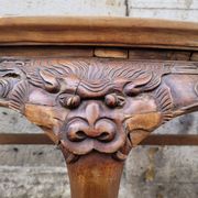 Half-moon console "Yueyazhuo", Huanghuali wood, Qing dynasty, circa 1790 – China