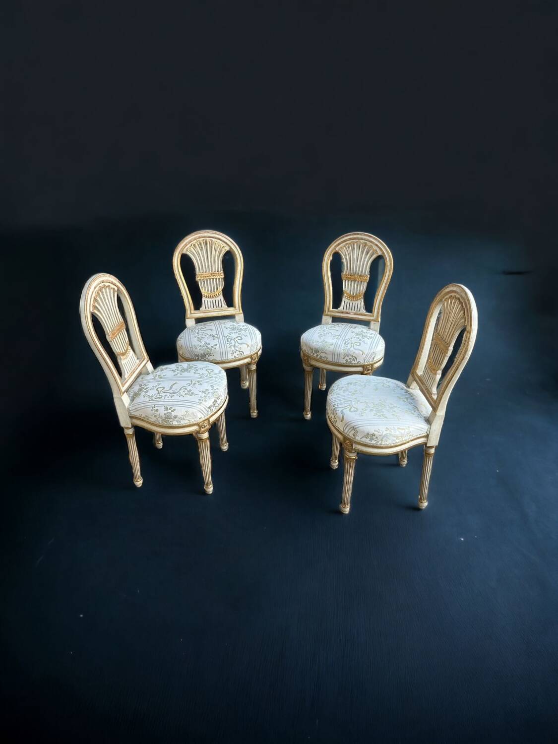 Suite Of Four Louis XVI Style Hot Air Balloon Chairs - Lacquered And Gilded Wood
