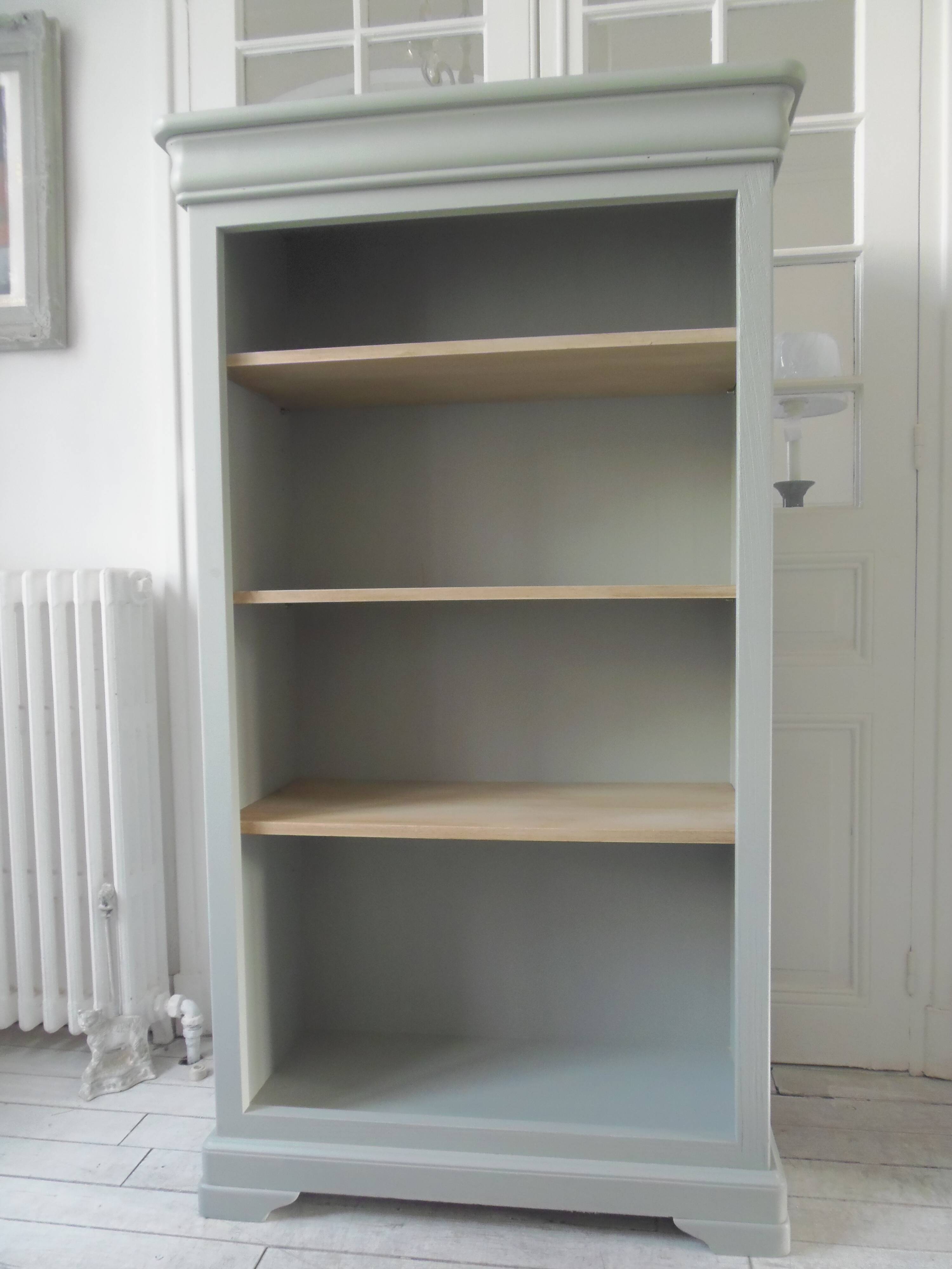 Louis Philippe style bookcase reenchanted in verdigris, 3 light oak waxed shelves.