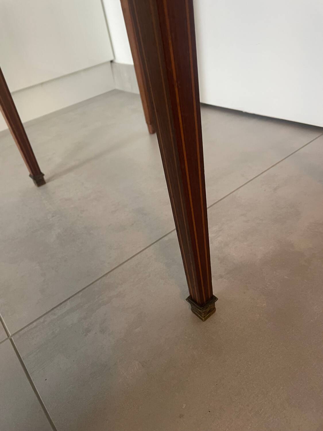 Directoire marquetry console in mahogany