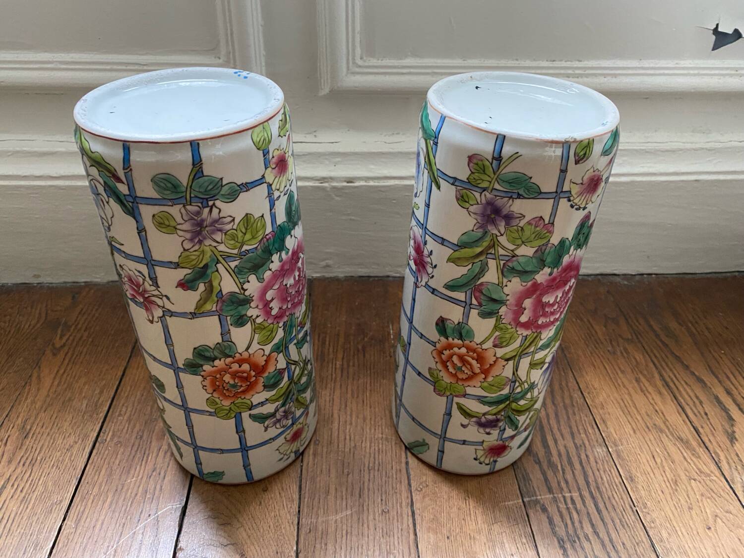 Paire vase rouleau porcelaine de Chine