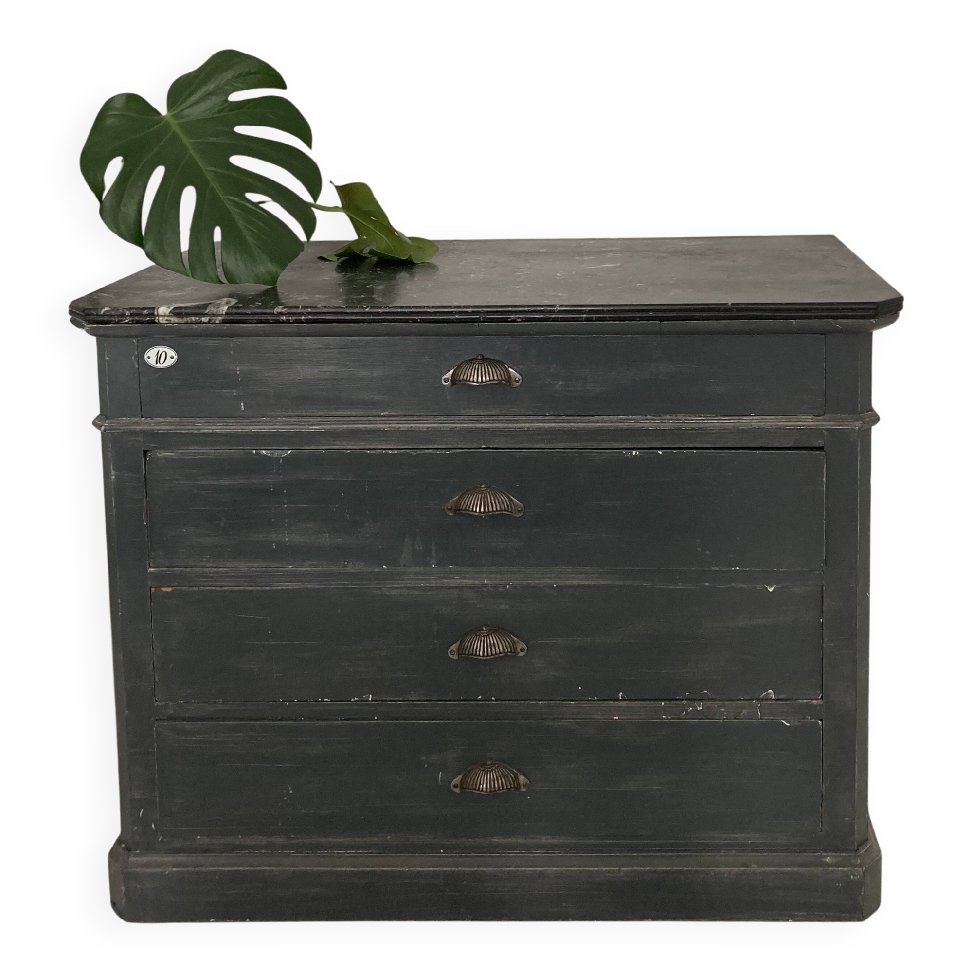 Commode vintage