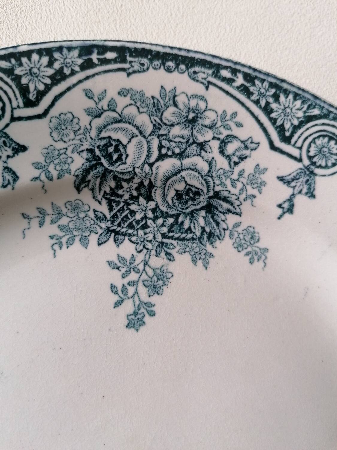 4 Saint Amandinoise dessert plates Pompadour collection