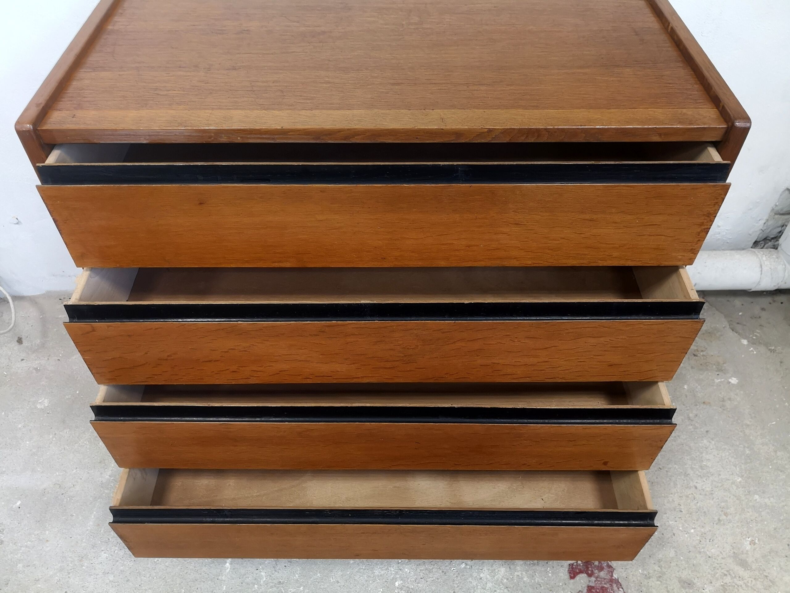 Chest of drawers vintage foot compass 1950