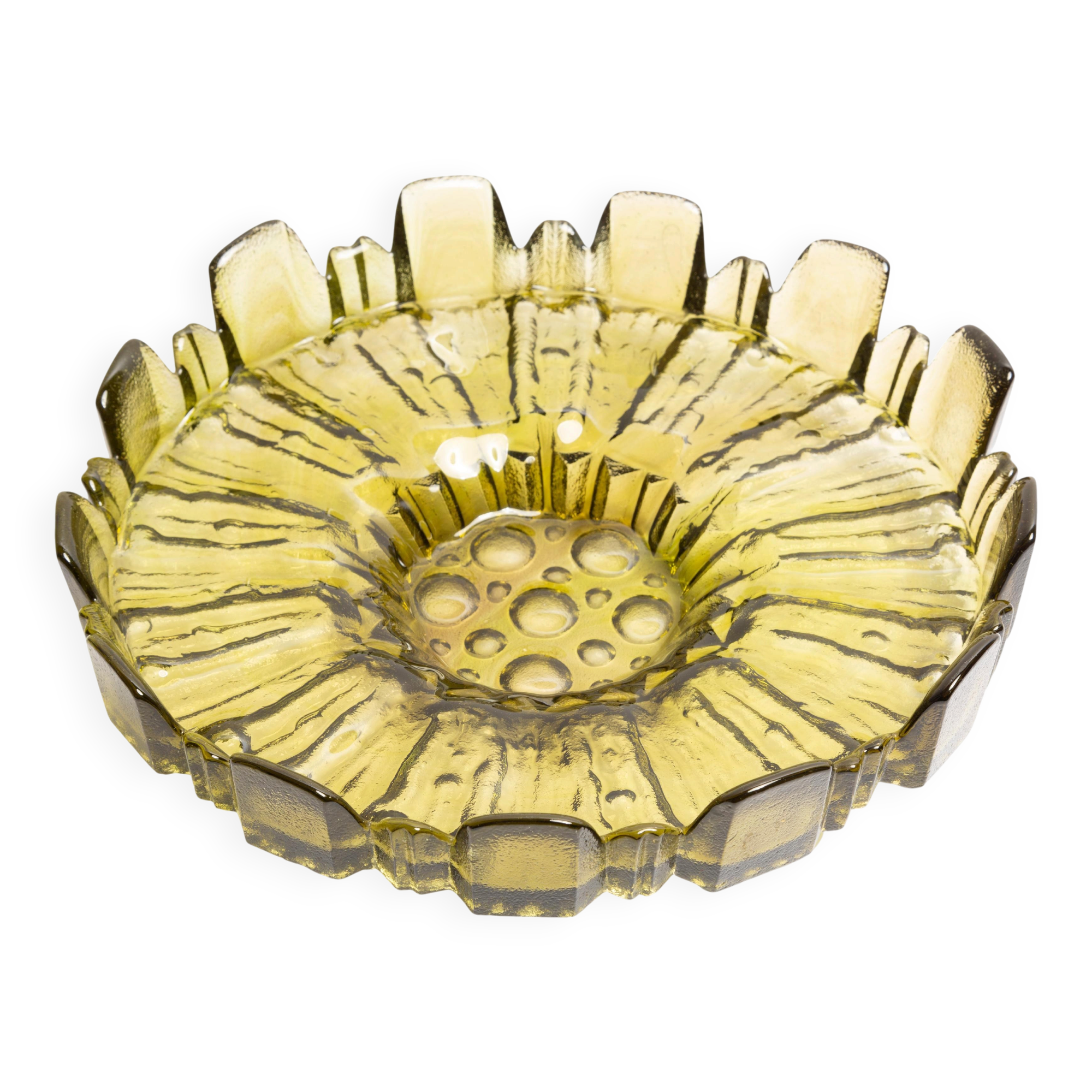 Decorative green glass flower-shaped plate, Italy, 1960s.
