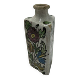 Iznik bottle, siliceous ceramic, floral decoration, Persia, 19th century