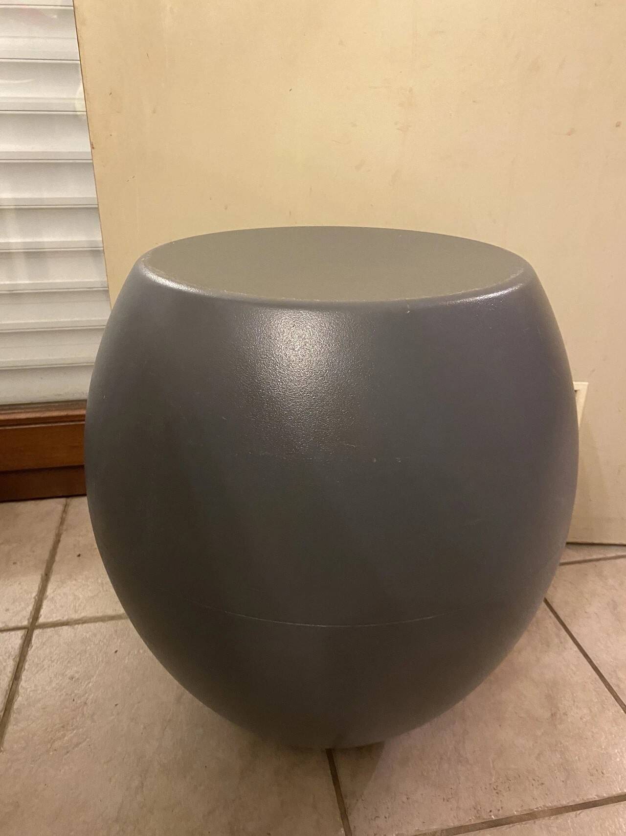 Annet Neugebauer ergonomic seating object