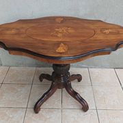 Table violon Napoléon III en ronce de noyer