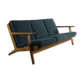 Canapé trois places par Hans Wegner pour Getama
