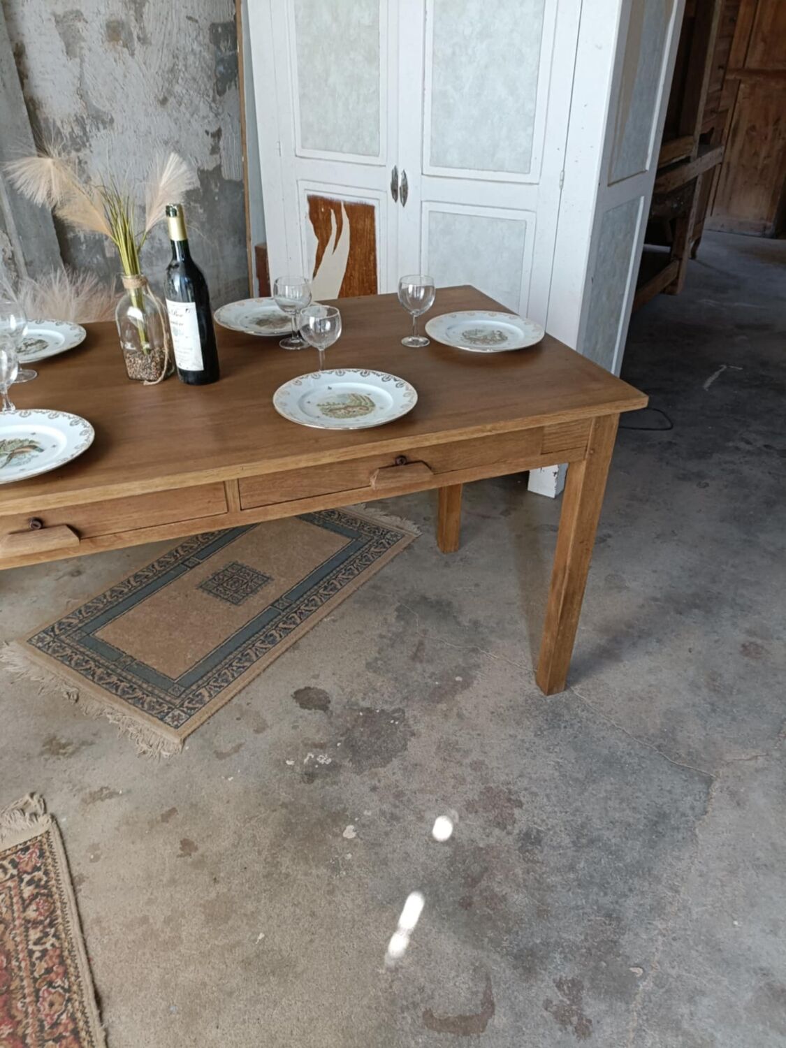 Farmhouse table