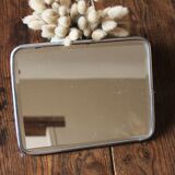 Rectangular barber mirror to pose