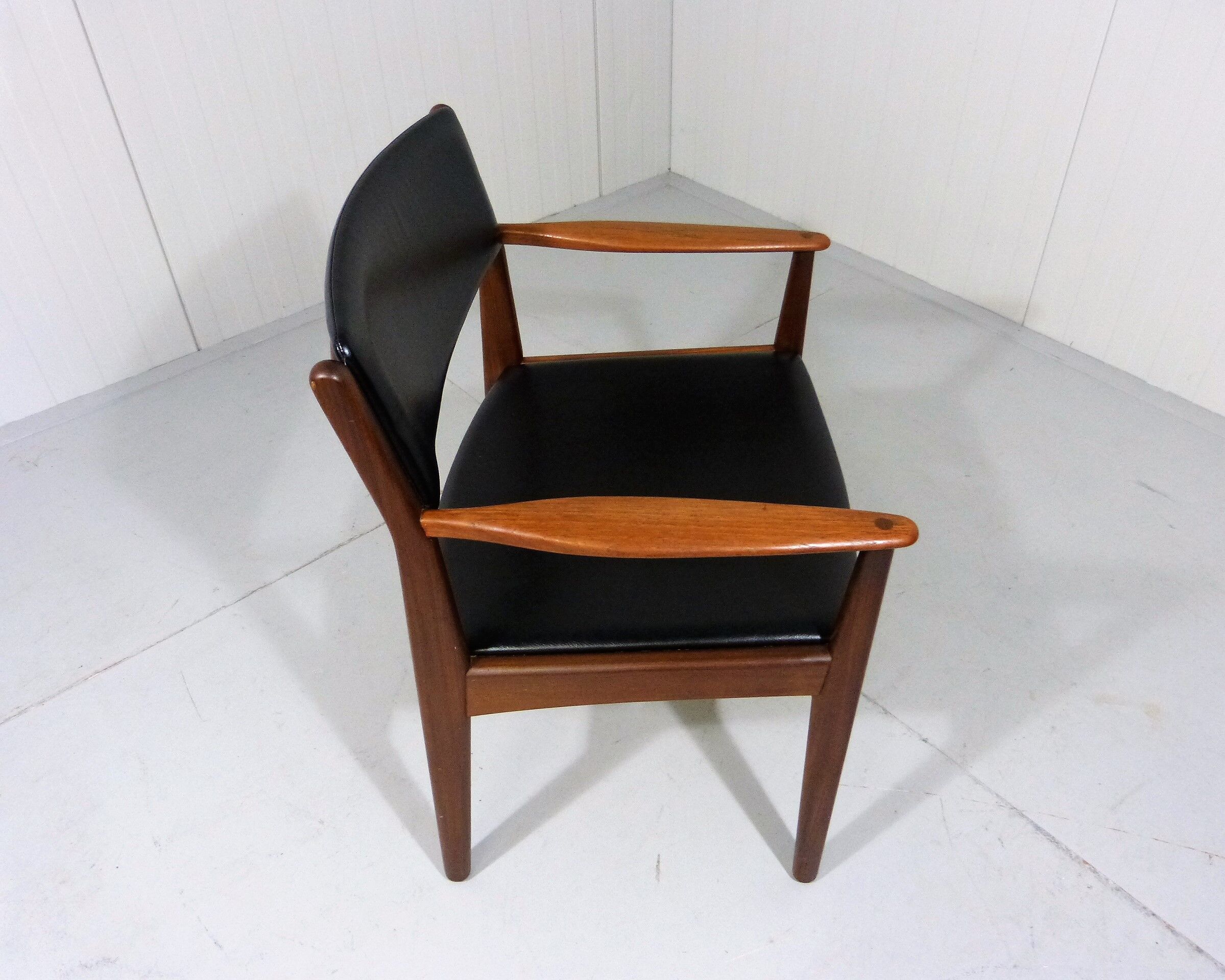 Armchair in teak & leather by Frem Røjle, Denmark