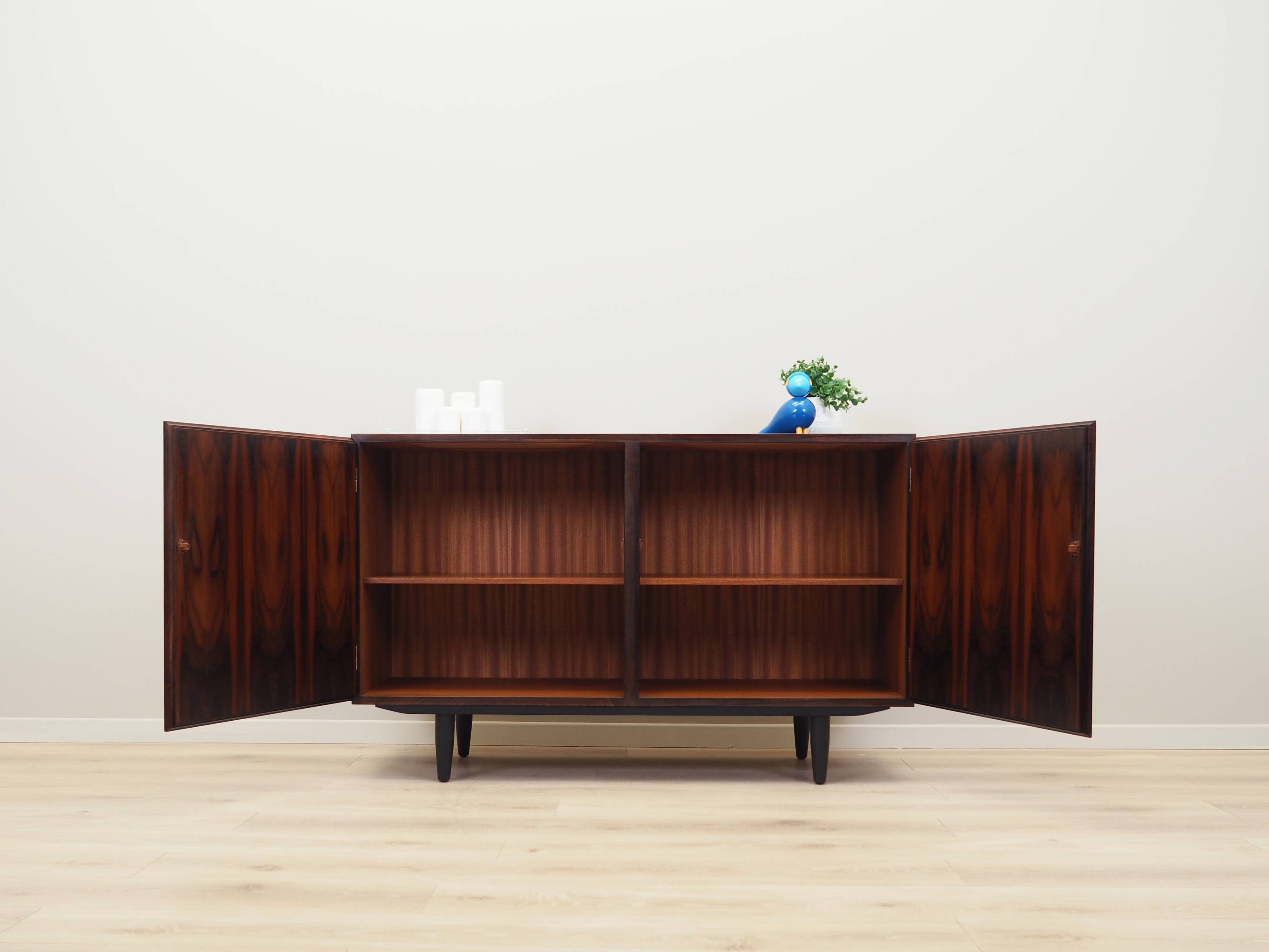 Rosewood cabinet, Danish design, 1970s, production: Omann Jun
