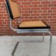 Chaise en chrome et noir