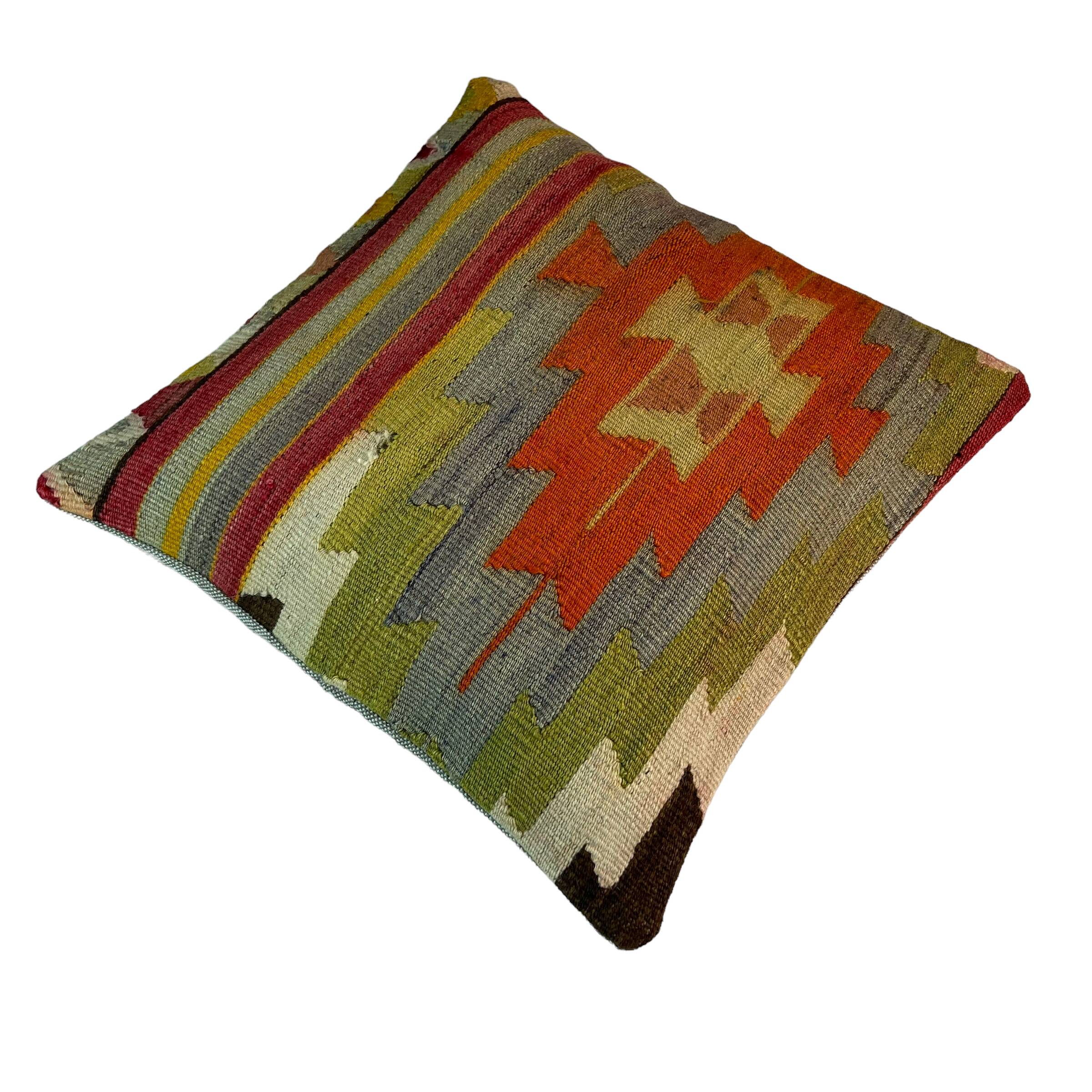 Vintage turkish kilim cushion cover , 40 x 40 cm
