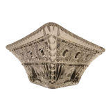 Fruit cup in finely chiseled crystal, square shape.
