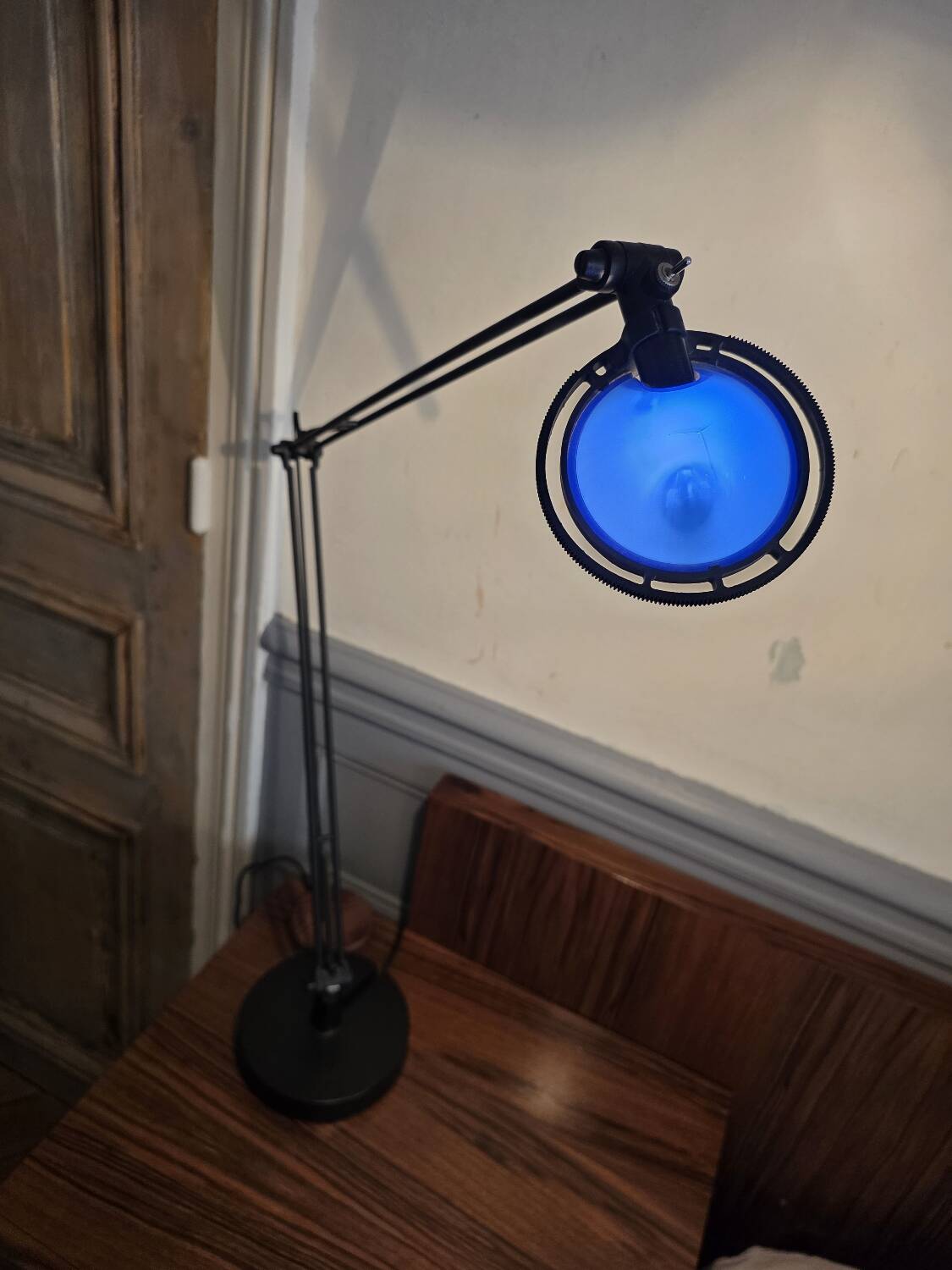 Bérénice Tavolo from the Luceplan brand