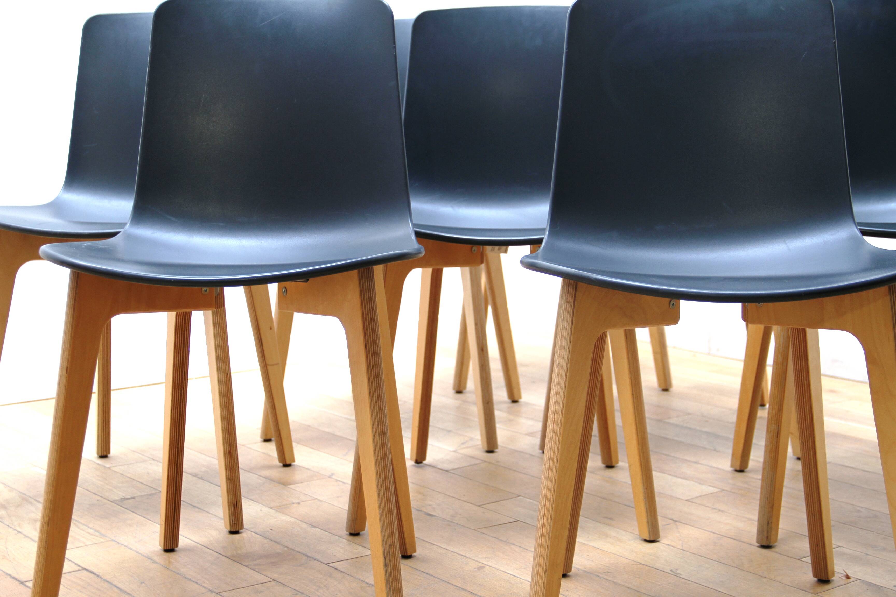 Suite de 8 chaises de bureau Lottus Chair, Enea