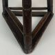 Tabouret tripode en bois ancien pour couteliers, bijoutiers et ouvriers