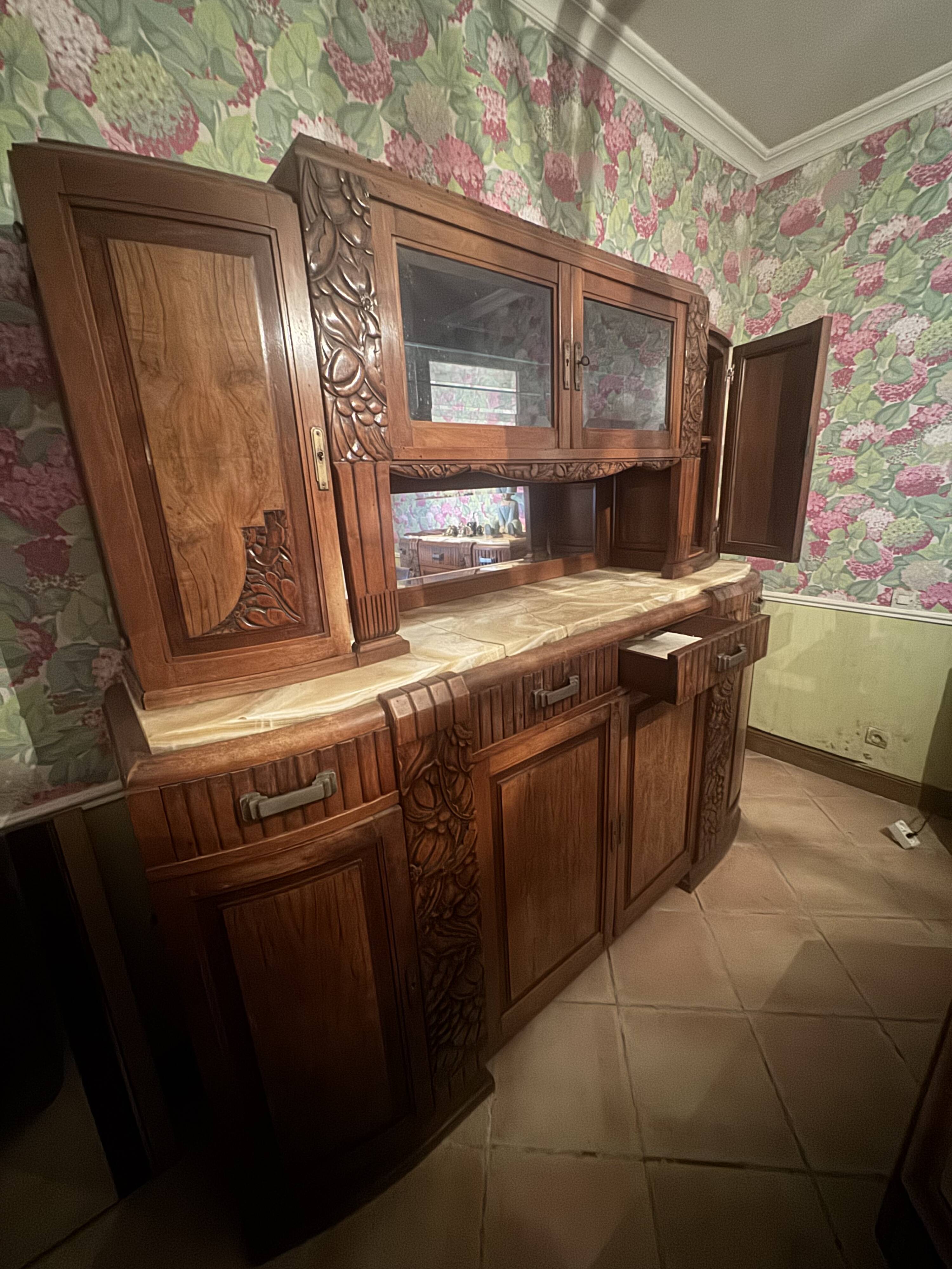 Sideboard