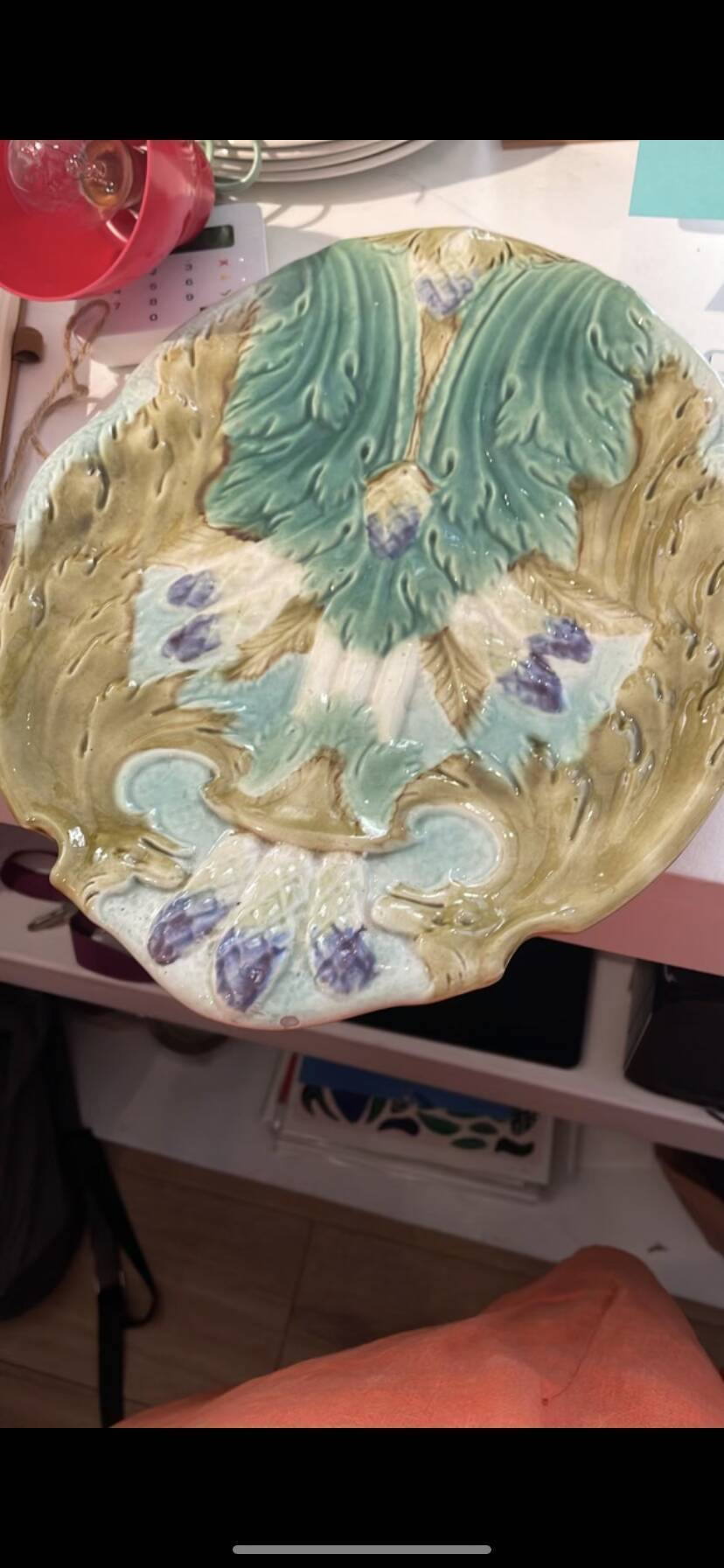 Asparagus service, British pop-up.