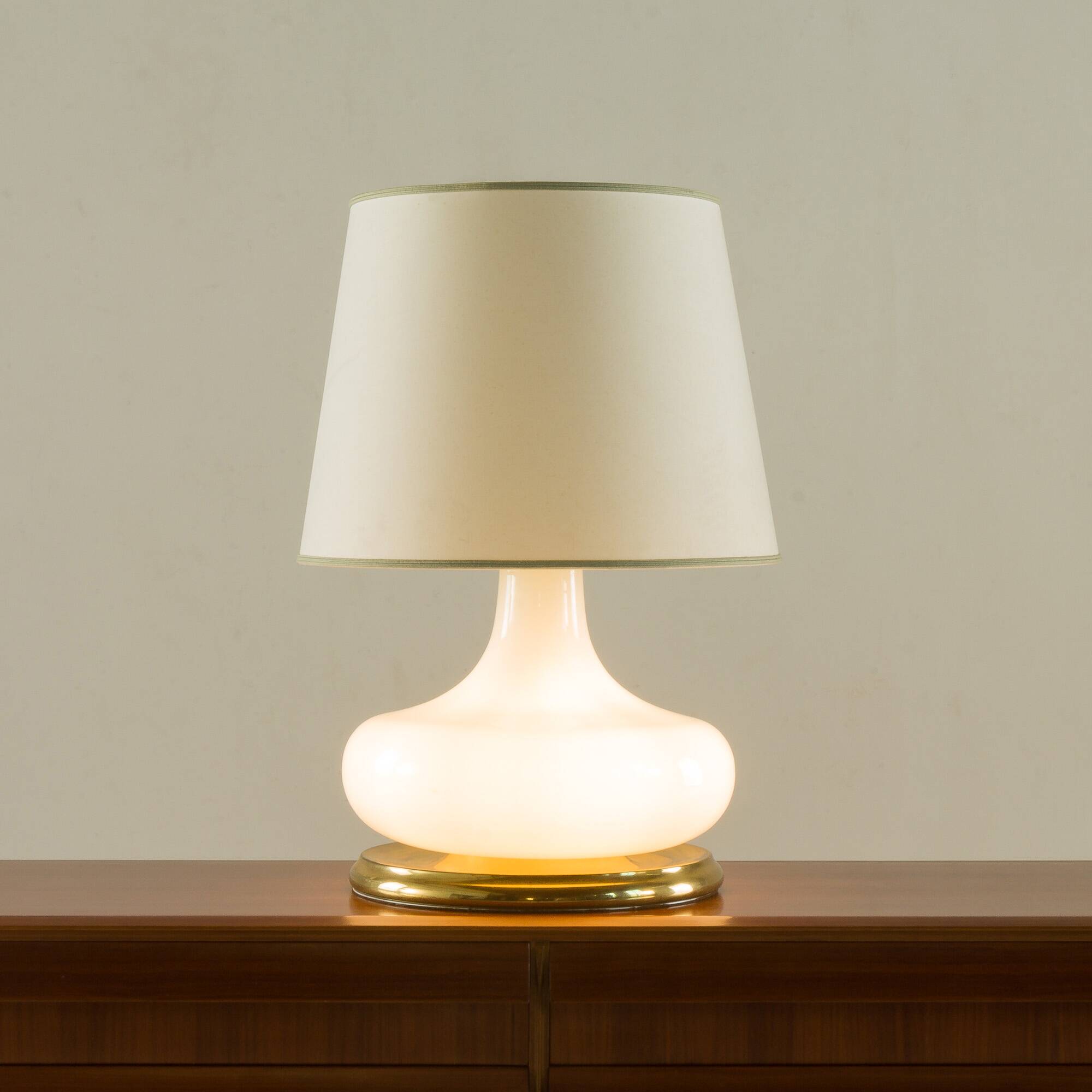 Lampe de table en verre de Murano italienne XL du milieu du siècle, années 1970.