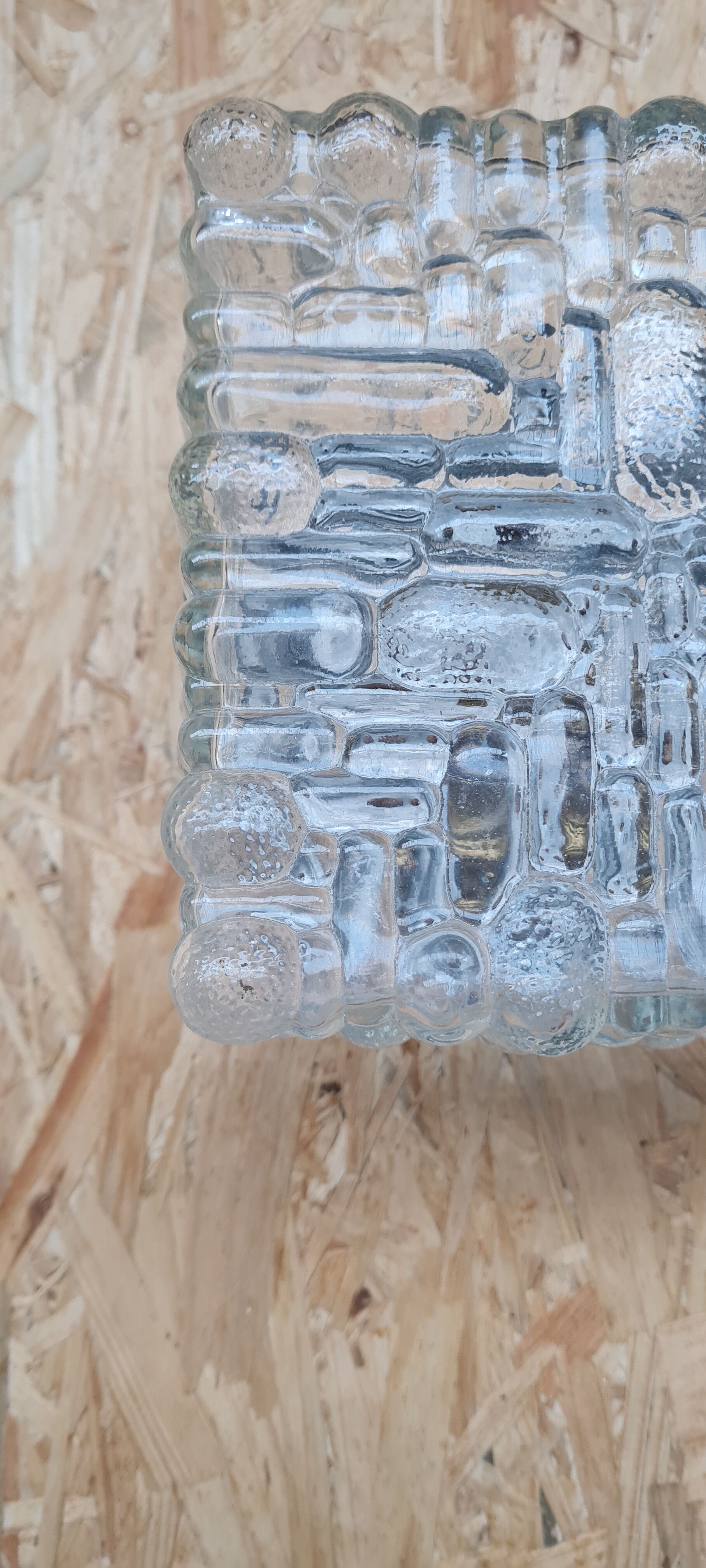 Wall lamp in chiseled glass 1960