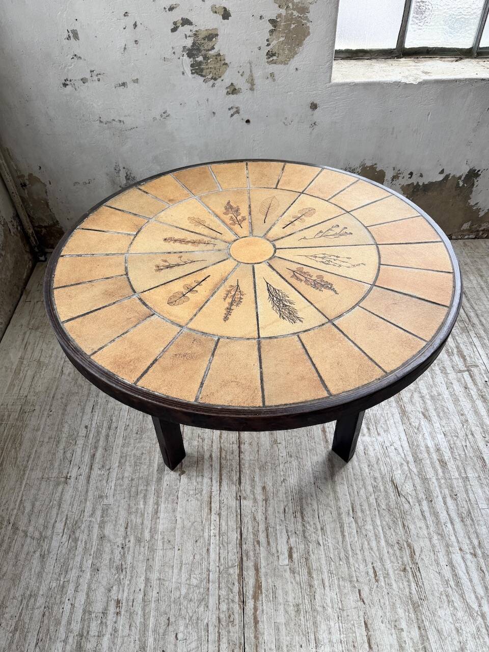 Herbier Capron ceramic dining table