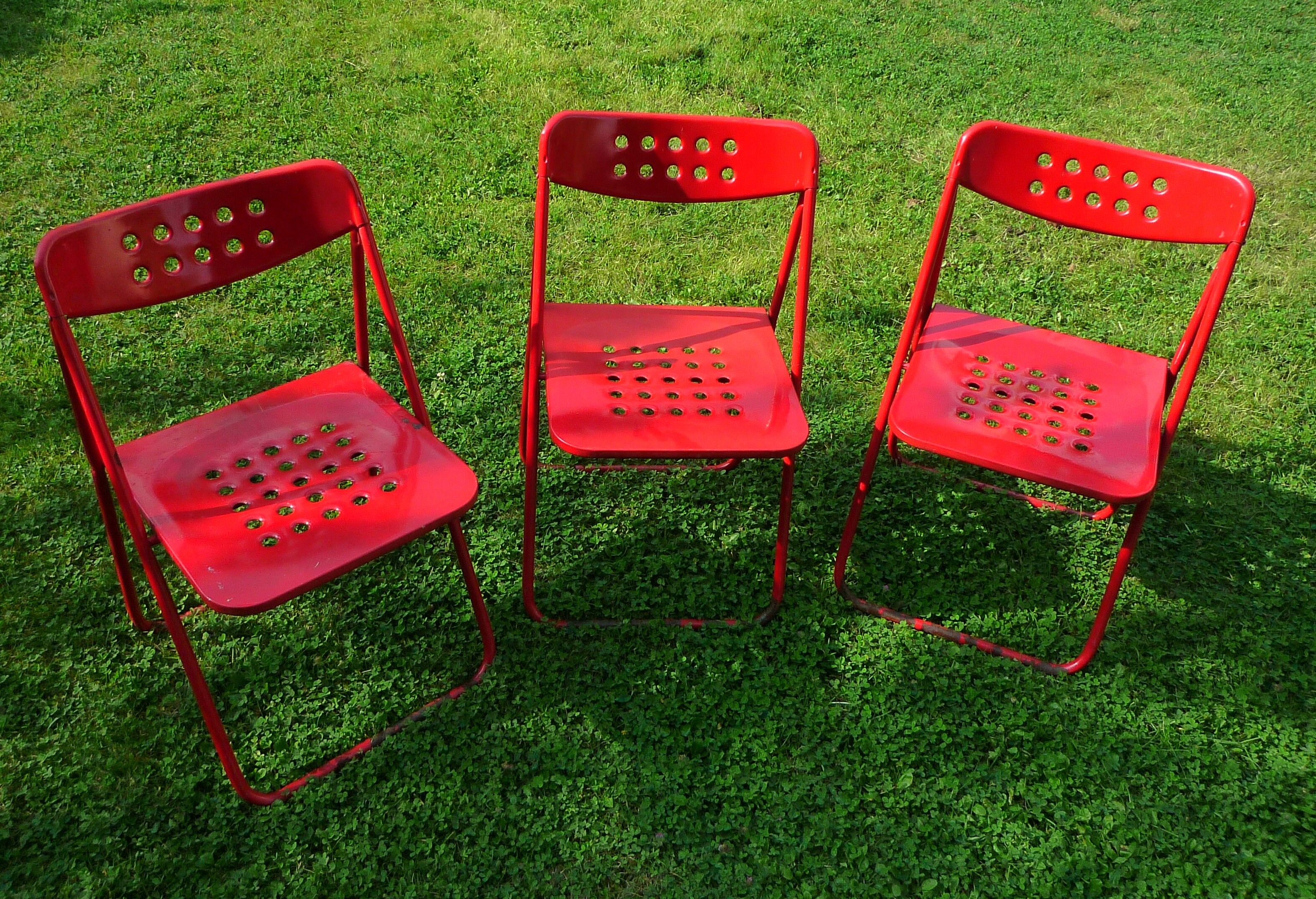 3 vintage vintage folding red metal chairs fine 70s
