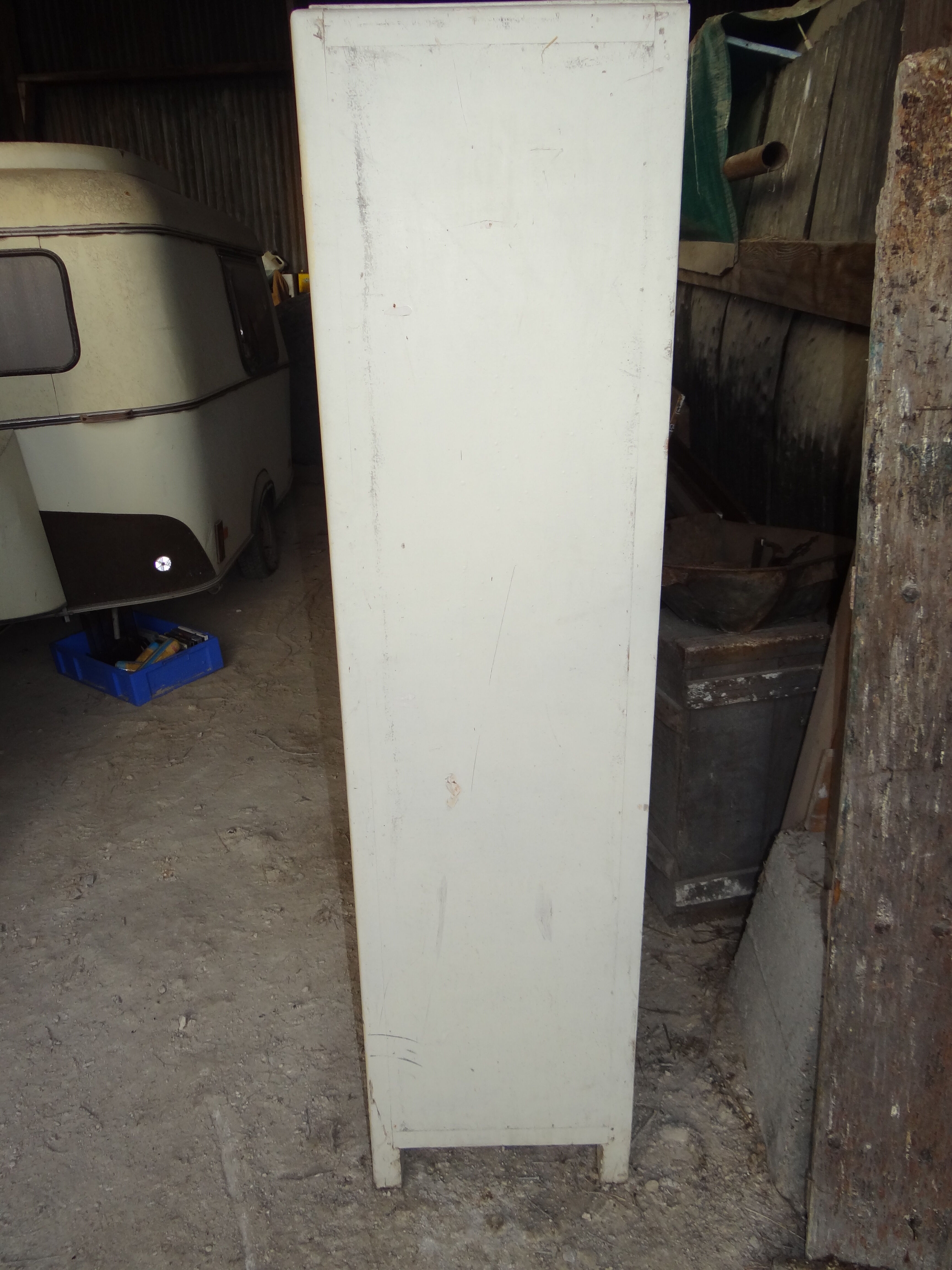 1950s Parisian wardrobe