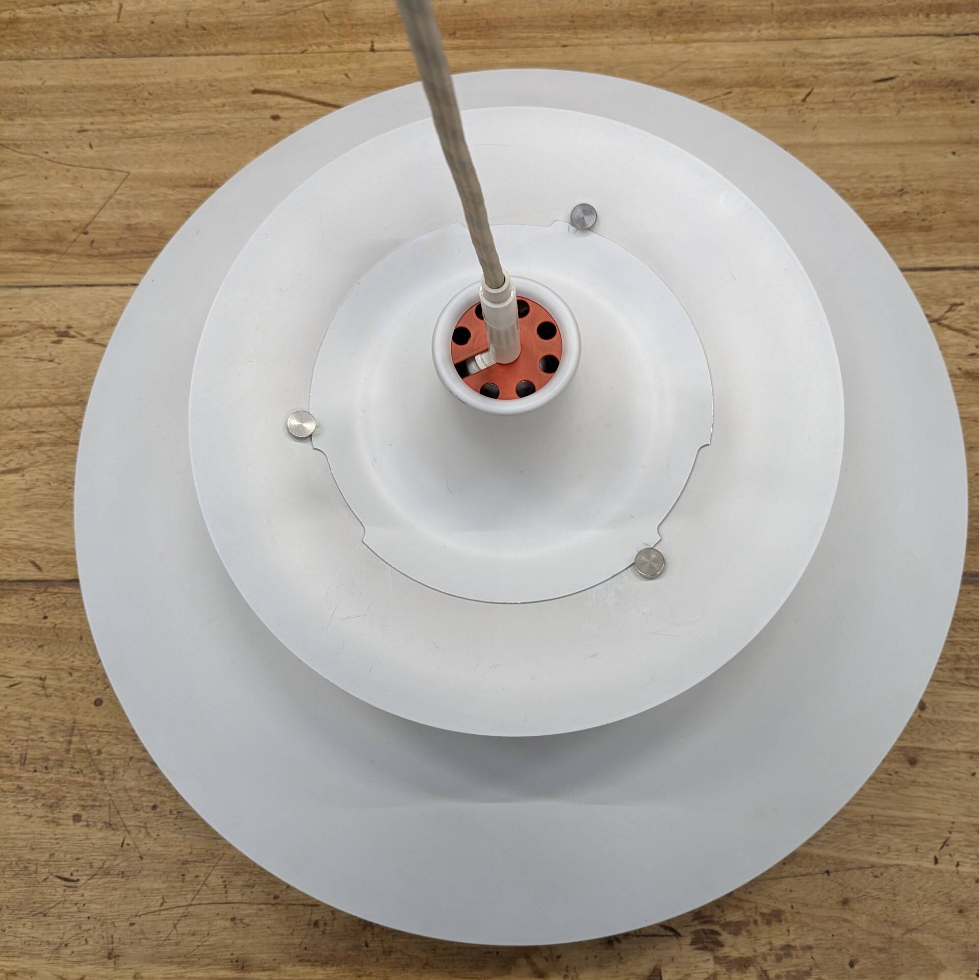 PH5 pendant light produced by Louis Poulsen and designed by Poul Henningsen