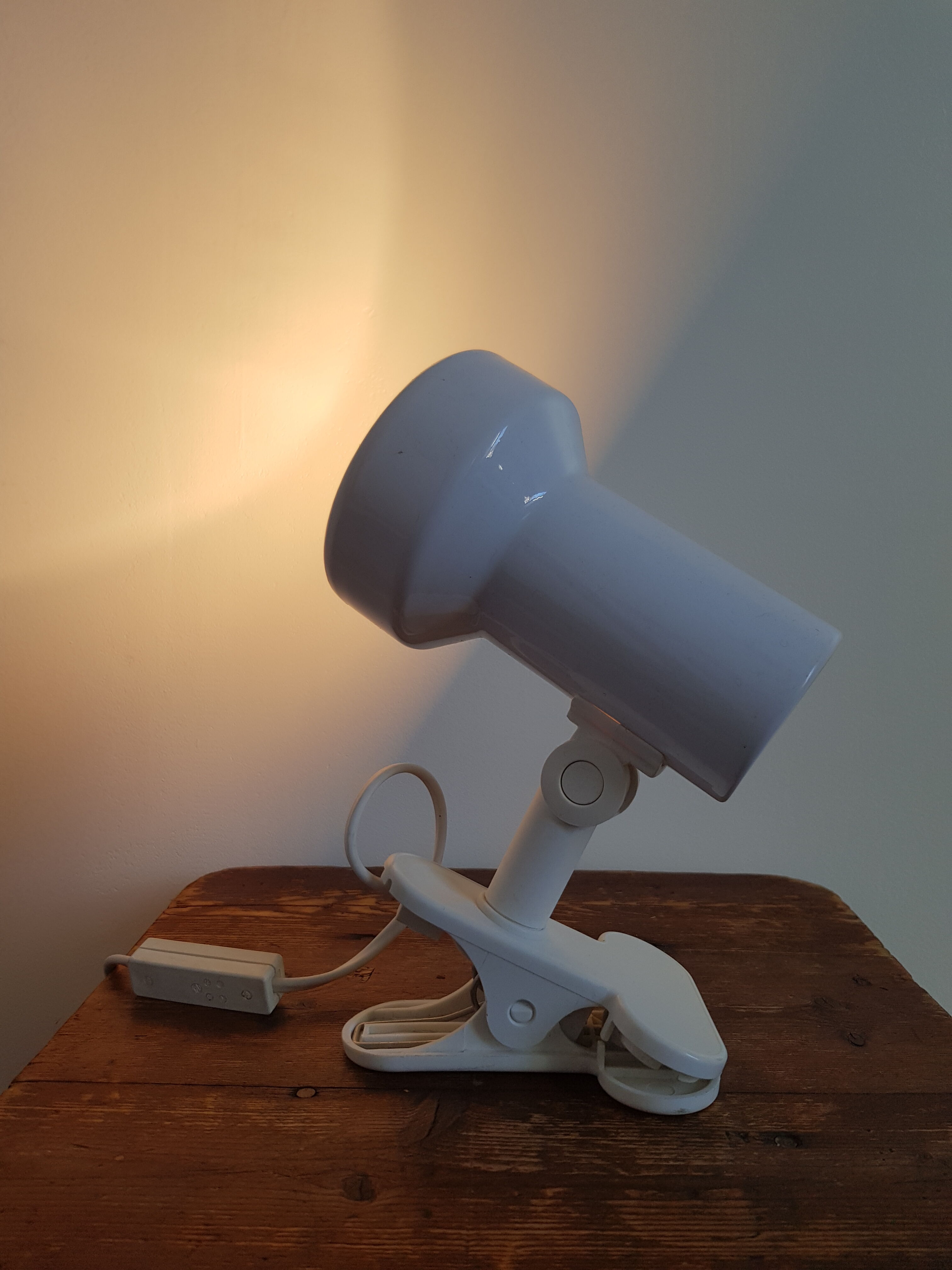 Clip lamp