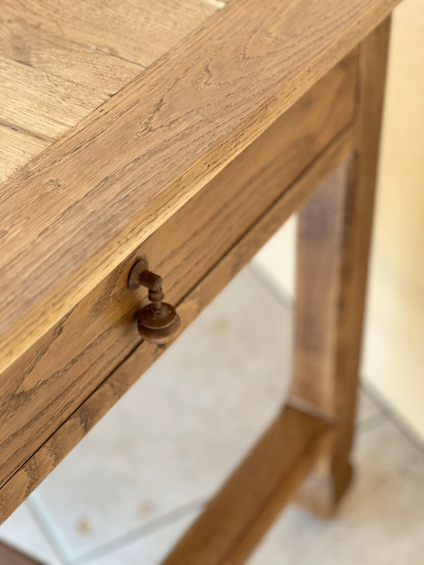 Office table