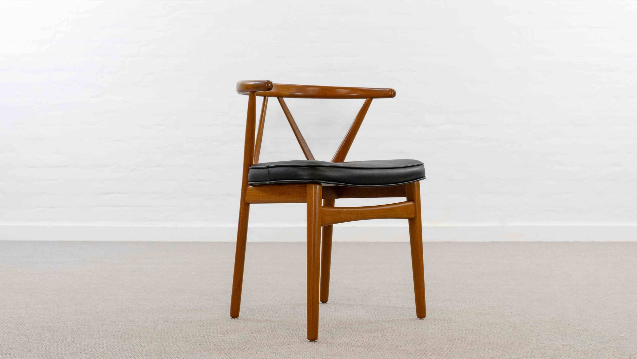 Fauteuil modèle 255 de Henning Kjaernulf pour Bruno Hansen
