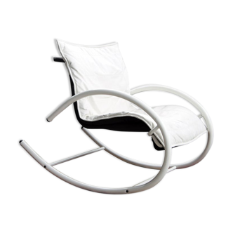 Rocking chair Memphis Ellipse en cuir Les Amisco avec son coussin